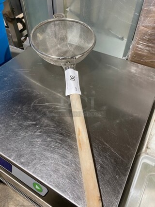 Round Metal Double Mesh Strainer!