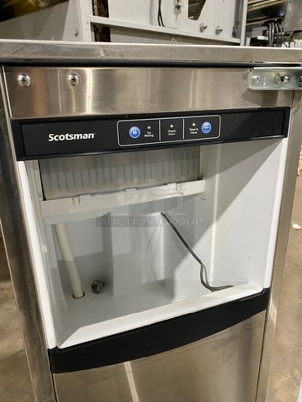 ALL Stainless Steel! SCOTSMAN Stainless Steel Undercounter Nugget Ice Machine! 
115V /60 Hz/1 phase - Image 5 of 6