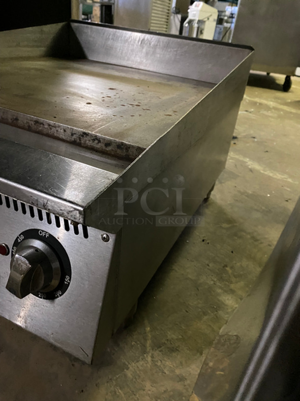Star Commercial Countertop Electric Powered Flat Griddle! With Back And Side Splashes! All Stainless Steel! On Small Legs! Model: 724TA SN: 724A0217A0002 208V 60HZ - Image 2 of 8