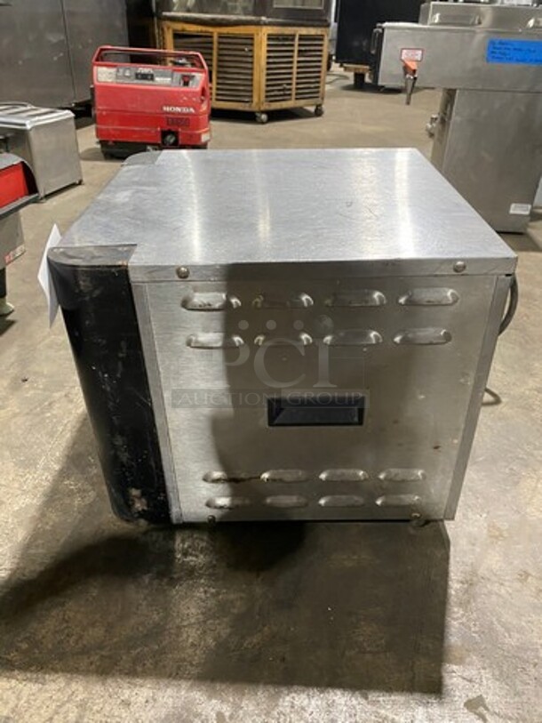 American Permanent Ware Commercial Countertop Conveyor Toaster! Stainless Steel Body! Model: XPRS SN: 0509D05350 120V 60HZ 1 Phase - Image 2 of 8