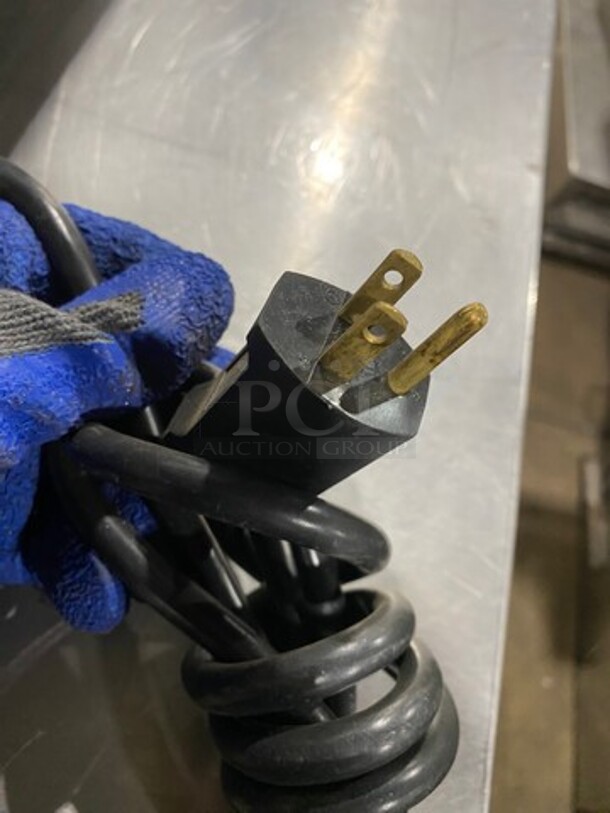 FWE Commercial 2 Door Food Warming/Holding Cabinet! All Stainless Steel! On Casters! Model: HLC16CHP SN: 154370206 120V - Image 9 of 9