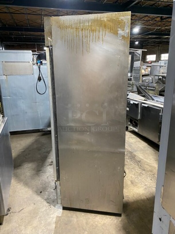 True Commercial 3 Door Reach In Cooler Merchandiser! With View Through Doors! Poly Coated Racks! Stainless Steel Body! Model: TS72G SN: 5254946 115V 60HZ 1 Phase - Image 3 of 8