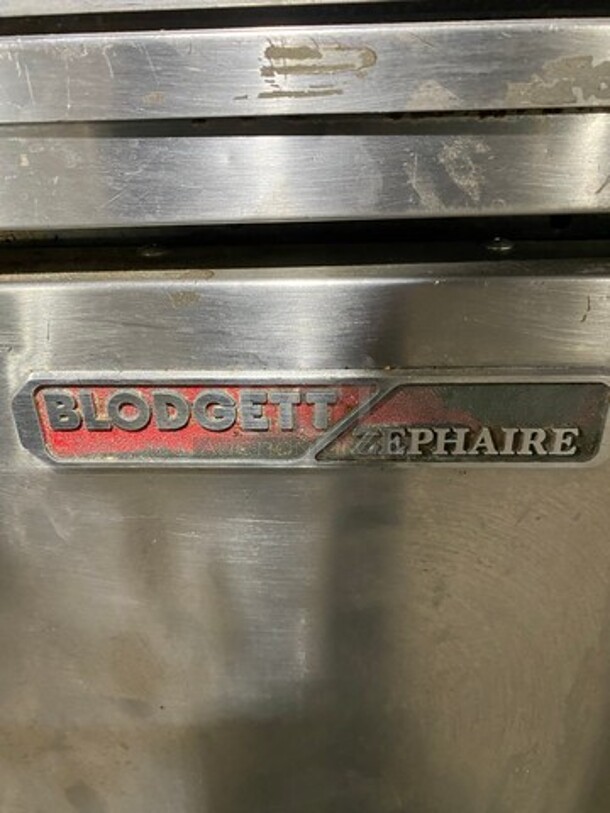 Blodgett Zephaire Edition Commercial Double Deck Convection Oven! With Solid Doors! Metal Oven Racks! Stainless Steel! On Legs! 2x Your Bid Makes One Unit! - Image 10 of 12