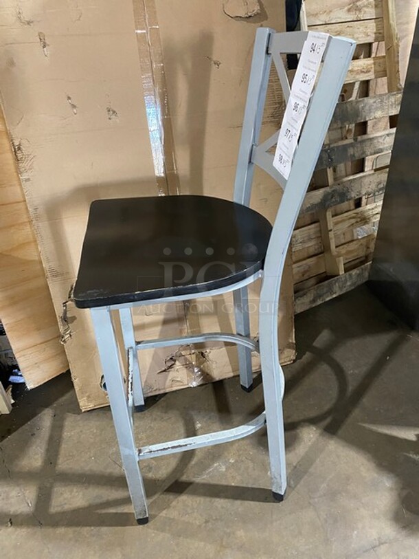 Commercial Metal Framed Bar Chair! With Wooden Seat! 5X Your Bid!  - Image 4 of 7