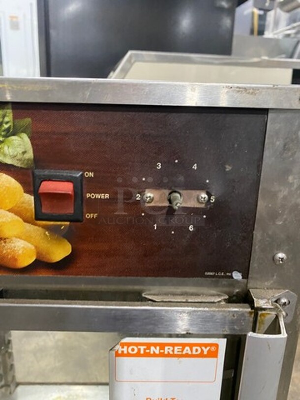 Wisco Commercial Countertop Food Warming Display Case! Glass All Around Showcase Style! Model: 00925W073 SN: 1501 120V - Image 6 of 8