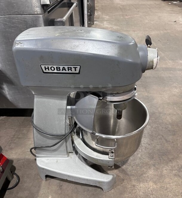 Hobart Legacy 20 Quart Planetary Mixer! Model HL200 Serial 311501777! 120V 1 Phase!  - Image 3 of 8