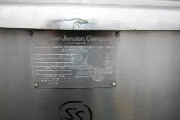 Chester-Jensen Batch Stainless Steel Commercial Floor Style 500 Gallon Jacketed Mix Tank w/ Hinge Lid.  - Image 5 of 11