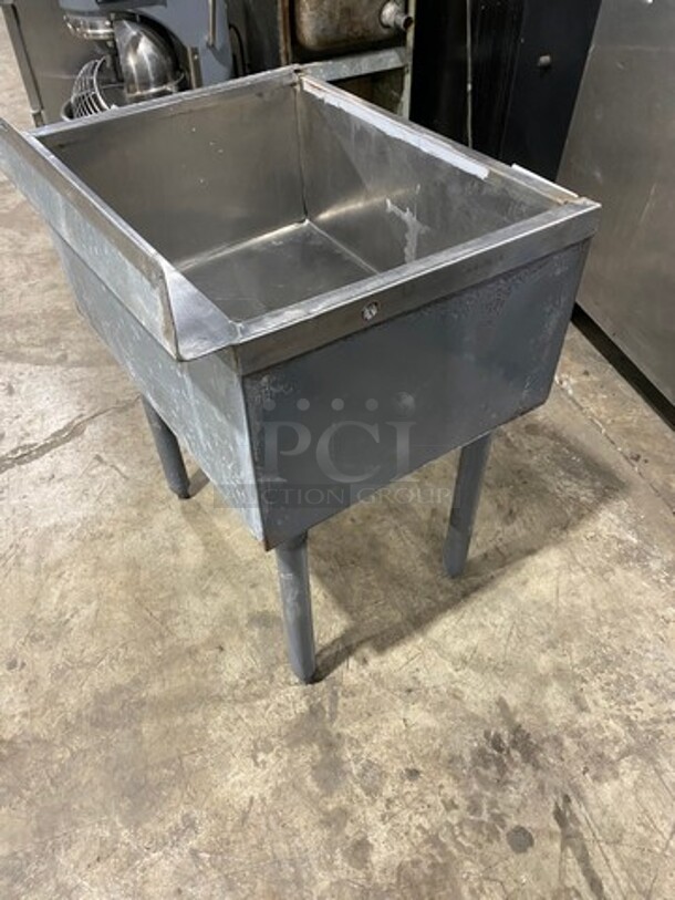 All Stainless Steel Ice Bin! On Legs! - Image 4 of 7