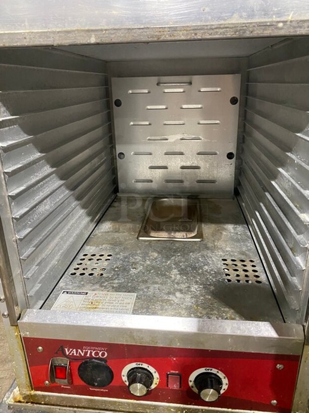 Avantco! Metal Full Size Insulated Heated Holding / Proofing Cabinet with Clear Door on Commercial Casters. 120 Volts, 1 Phase. - Image 5 of 10
