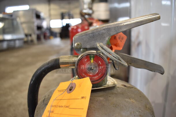 WC-6 Wet Chemical Fire Extinguisher. 5.5x5.5x20. Buyer Must Pick Up - We Will Not Ship This Item. - Image 4 of 6