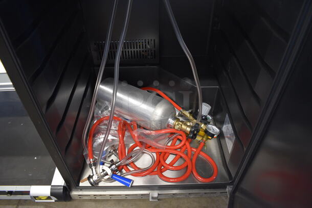 Edgestar Model BR7001SS Stainless Steel Commercial Direct Draw Kegerator w/ 3 Tap Beer Tower, Drip Tray, Tank and 3 Couplers. 115 Volts, 1 Phase. 24x26x50. Tested and Working! - Image 5 of 7