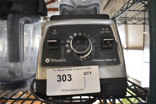 2019 Vita Mix Model VM0158A Metal Commercial Countertop Blender w/ 2 Pitchers. 120 Volts, 1 Phase. 8x9x18. Tested and Working! - Image 4 of 6