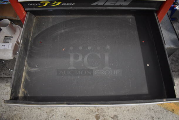 Razo Red Metal Portable Toolbox on Commercial Casters. 27x19x34 - Image 6 of 8