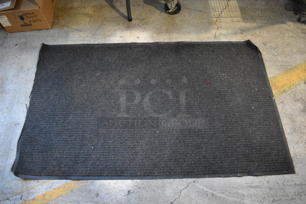 Black Floor Mat. 60.5x36.5