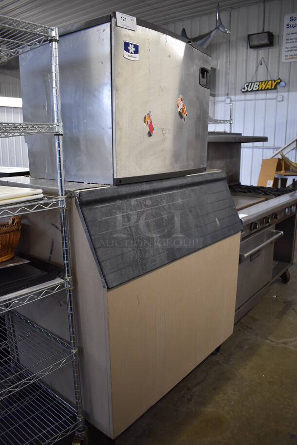 Manitowoc IY1474C-161 Stainless Steel Commercial Ice Machine Head on Manitowoc Commercial Ice Bin. 115 Volts, 1 Phase. 42x32x72 - Image 3 of 5