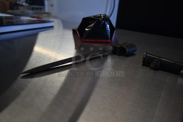 Military Bayonet. Appears To Be British from WW2 - Image 3 of 7