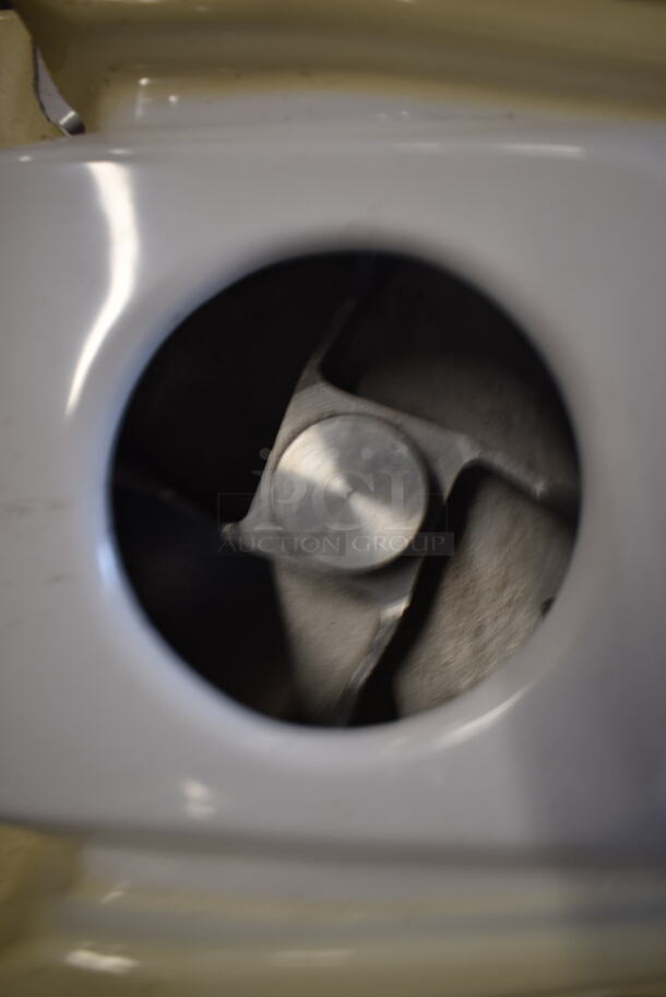 Echols 702 Microflake II Electric Countertop Cube Ice Shaver On Metal Tray with Rubber Stoppers. 115V. Tested and Powers On But Parts Do Not Move - Image 4 of 7