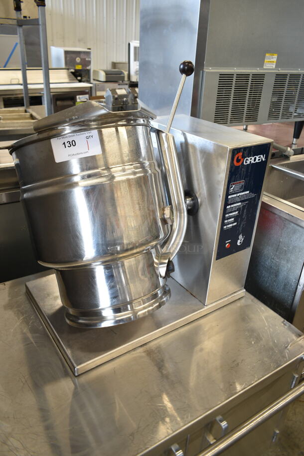 Groen TDB-20 Stainless Steel Commercial Countertop Electric Powered 20 Quart Tilting Steam Kettle on Stand w/ Commercial Casters. 208 Volts, 3 Phase.  - Image 2 of 12