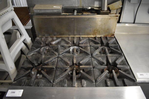 Garland SunFire Stainless Steel Commercial Natural Gas Powered 6 Burner Range w/ Oven and Back Splash on Commercial Casters. 36x34x45 - Image 2 of 7