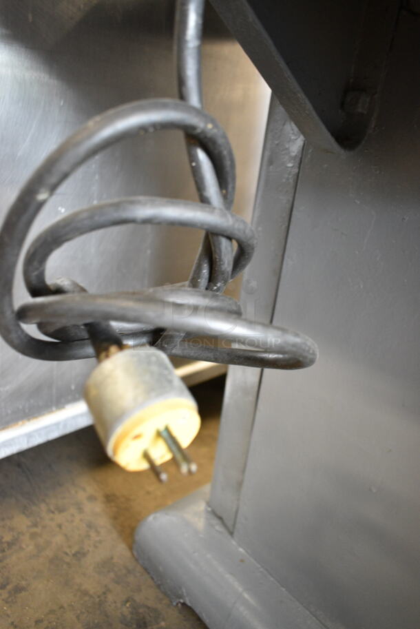 Biro AA3 Metal Commercial Meat Saw. 125 Volts, 1 Phase. Tested and Working! - Image 8 of 8
