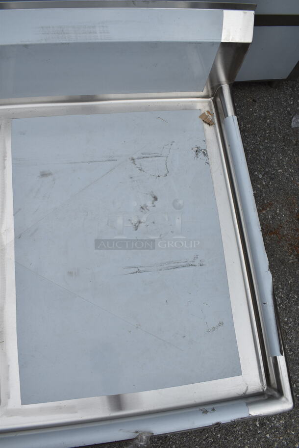 BRAND NEW SCRATCH AND DENT! Regency 600S32028224 115" 16-Gauge Stainless Steel Three Compartment Commercial Sink with 2 Drainboards - 20" x 28" x 14" Bowls. No Legs.  - Image 4 of 9