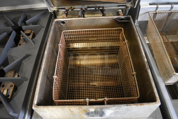 Henny Penny Model 600 Stainless Steel Commercial Floor Style Natural Gas Powered Pressure Fryer on Commercial Casters. 80,000 BTU. 18.5x38x49 - Image 7 of 7