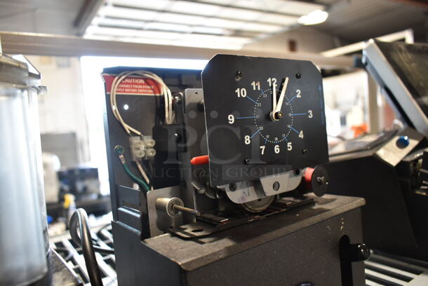 Lathem 2121 Metal Countertop Time Clock. 115 Volts, 1 Phase. - Image 6 of 8
