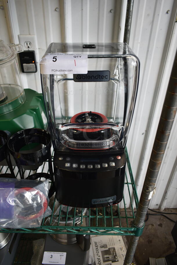 BRAND NEW SCRATCH AND DENT! 2023 Blendtec CQB2 Stealth 895 Metal Commercial Countertop Nitro Blender w/ Poly Dome Hinge Cover Sound Enclosure and Jarless Blending. 120 Volts, 1 Phase. Tested and Working! - Image 3 of 9