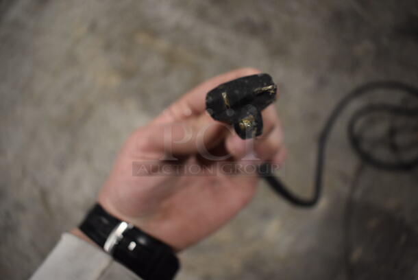 Olde Tyme PN1 Stainless Steel Commercial Countertop Nut Grinder. 115 Volts, 1 Phase. Tested and Working! - Image 6 of 7