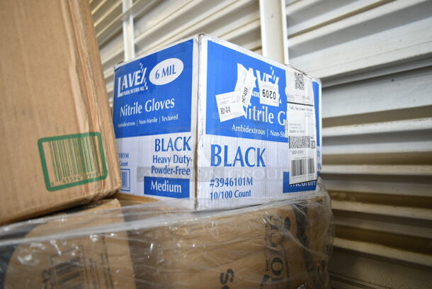 PALLET LOT of 30 BRAND NEW Boxes Including 2 Box 500LFLAT Choice Clear Plastic Flat Lid with Straw Slot - 32 oz. - 500/Case, 2 Box 795PTOKFT3 Choice Kraft Microwavable Folded Paper #3 Take-Out Container 7 3/4" x 5 1/2" x 2 1/2" - 200/Case, Clear Hinged Lid Containers, 2 Choice Black 1.5 oz Portion Cups, 500CC10 Choice 10 oz. Clear PET Plastic Cold Cup - 1000/Case, 2 Box Corrugated White Circles 12", Dinex DX3353IL03 DuraTherm Onyx Insulated 9 oz. Soup Bowl Lid - 48/Case, 2 Box 128HD8COMBO  ChoiceHD 8 oz. Microwavable Translucent Plastic Deli Container and Lid Combo Pack - 240/Case, 2 Box 394365M Medium Noble Gloves, Lavex Black 3946101M Gloves, 2 Box 500CC12 Choice Clear PET Customizable Plastic Cold Cup - 12 oz. - 1000/Case. 30 Times Your Bid! - Image 10 of 12
