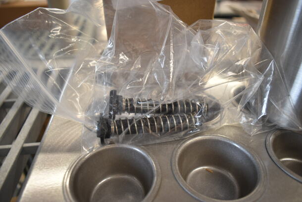 ALL ONE MONEY! Lot of BRAND NEW SCRATCH AND DENT! Items Including 2 Vollrath 78154 Stainless Steel 2.5 Qt. Vegetable Inset, Chicago Metallic 45245 24 Cup 2.1 oz. Glazed Aluminized Steel Mini Muffin Pan - 12 7/8" x 17 7/8", Bands. - Image 2 of 12