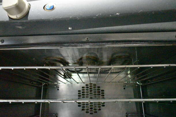Cadco XA015 Stainless Steel Commercial Countertop Electric Powered Convection Oven w/ View Through Door and Metal Oven Rack. 120 Volts, 1 Phase. Cannot Test - Needs New Power Cord - Image 3 of 4