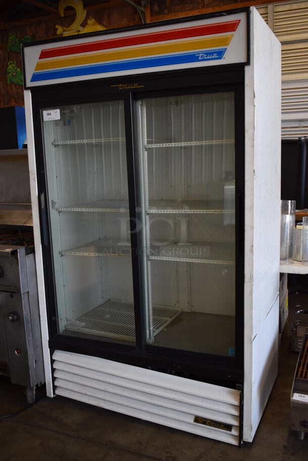 2012 True GDM-41 ENERGY STAR Metal Commercial 2 Door Reach In Cooler Merchandiser w/ Poly Coated Racks. 115 Volts, 1 Phase. 47x30x79. Tested and Powers On But Does Not Get Cold - Image 4 of 9