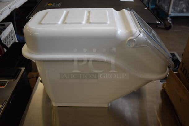 BRAND NEW IN BOX! Bakers Mark White and Clear Poly Ingredient Bin. 11x23x17  - Image 4 of 7