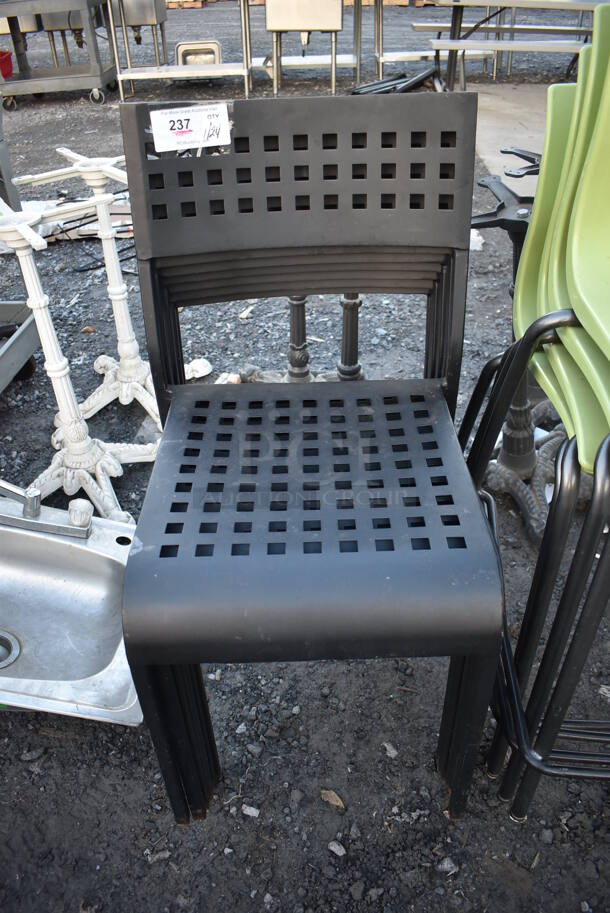 7 Black Metal Dining Height Chairs. 17x21x33. 7 Times Your Bid!