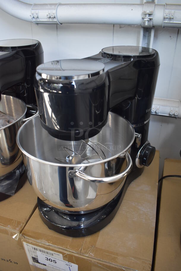 BRAND NEW IN BOX! Vospeed SM-1550 Metal Countertop 6-Speed Tilt-Head 8.5 Quart Stand Mixer w/ Stainless Steel Mixing Bowl, Beater, Dough Hook and Whisk Attachments. 