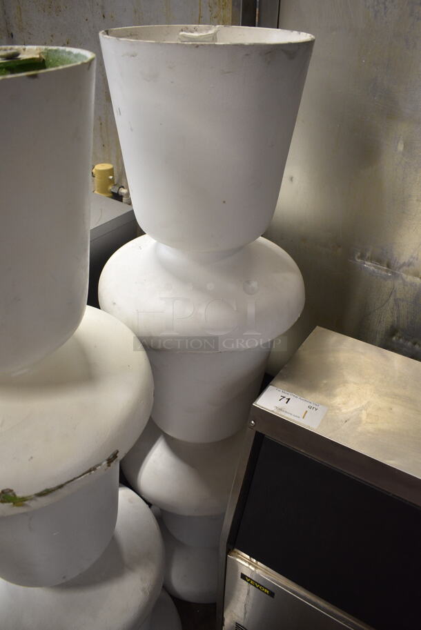 7 White Round End Tables / Display Pedestals. 7 Times Your Bid! - Image 5 of 6
