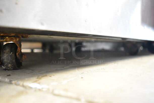 Delfield 406-STAR2 Stainless Steel Commercial Single Door Undercounter Cooler on Commercial Casters. 115 Volts, 1 Phase. Tested and Working! - Image 3 of 4