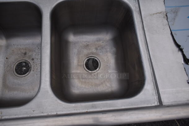 BRAND NEW SCRATCH AND DENT! Regency 600S12323224 Stainless Steel Commercial 3 Bay Sink w/ Dual Drain Boards. No Legs. Bay 16x20. Drain Boards 16x23 - Image 4 of 8