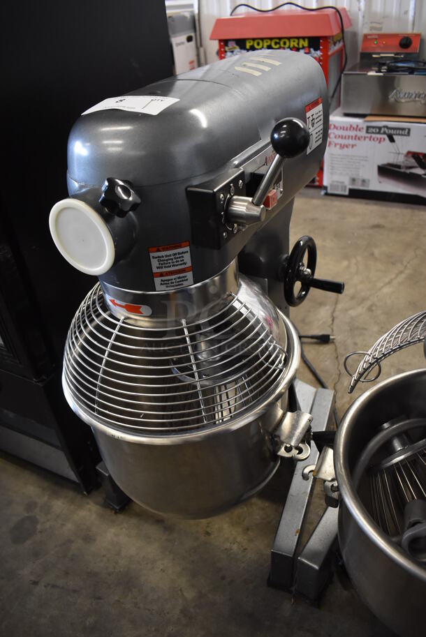 Avantco MX20 Metal Commercial 20 Quart Planetary Dough Mixer w/ Stainless Steel Mixing Bowl, Bowl Guard, Balloon Whisk Attachment. 120 Volts, 1 Phase. 19x21x32. Tested and Does Not Power On - Image 3 of 11
