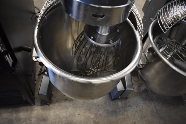 Avantco MX20 Metal Commercial 20 Quart Planetary Dough Mixer w/ Stainless Steel Mixing Bowl, Bowl Guard, Balloon Whisk Attachment. 120 Volts, 1 Phase. 19x21x32. Tested and Does Not Power On - Image 6 of 11