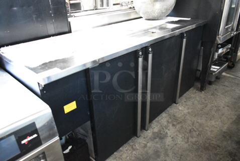 Micro Matic MDD-78 E Metal Commercial Direct Draw Kegerator. 115 Volts, 1 Phase. Tested and Does Not Power On - Missing Power Button