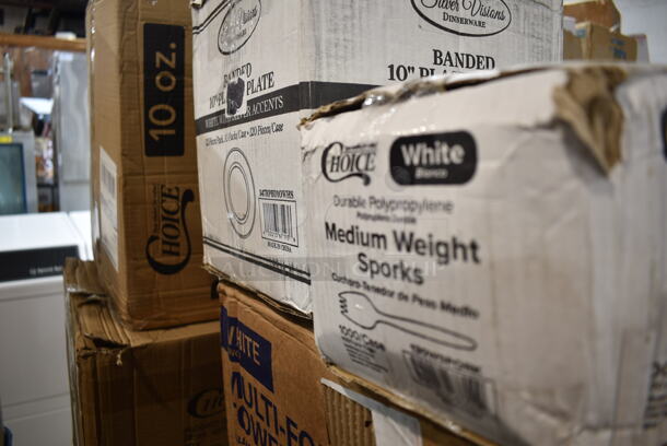 PALLET LOT of 32 BRAND NEW Boxes Including 347RPBD10WHS Visions 10" White Plastic Plate with Silver Bands - 120/Case, Choice Medium Weight White Sporks, 500MFT Lavex White M-Fold (Multifold) Towel - 4000/Case, 3 Box E301455400 Leather Conditioner, 2 Box Choice Hot Cup Travel Lids, 500TW5 Choice 5 oz. Translucent Thin Wall Plastic Cold Cup - 2500/Case, 966TALLFLDB Choice White Tall-Fold 6" x 13" Dispenser Napkin - 8000/Case, 128HD8COMBO ChoiceHD 8 oz. Microwavable Translucent Plastic Deli Container and Lid Combo Pack - 240/Case, Ceramic Pizza Trays, 612FFL1230 Choice Foil Steam Table Pan Lid - Full Size - 50/Case, 395TO881 EcoChoice 8" x 8" x 3" Compostable Sugarcane / Bagasse 1 Compartment Take-Out Box - 200/Case, 129MCR24B Choice 24 oz. Black Round Microwavable Heavy Weight Container with Lid 7 1/4" - 150/Case. 32 Times Your Bid!  - Image 2 of 12