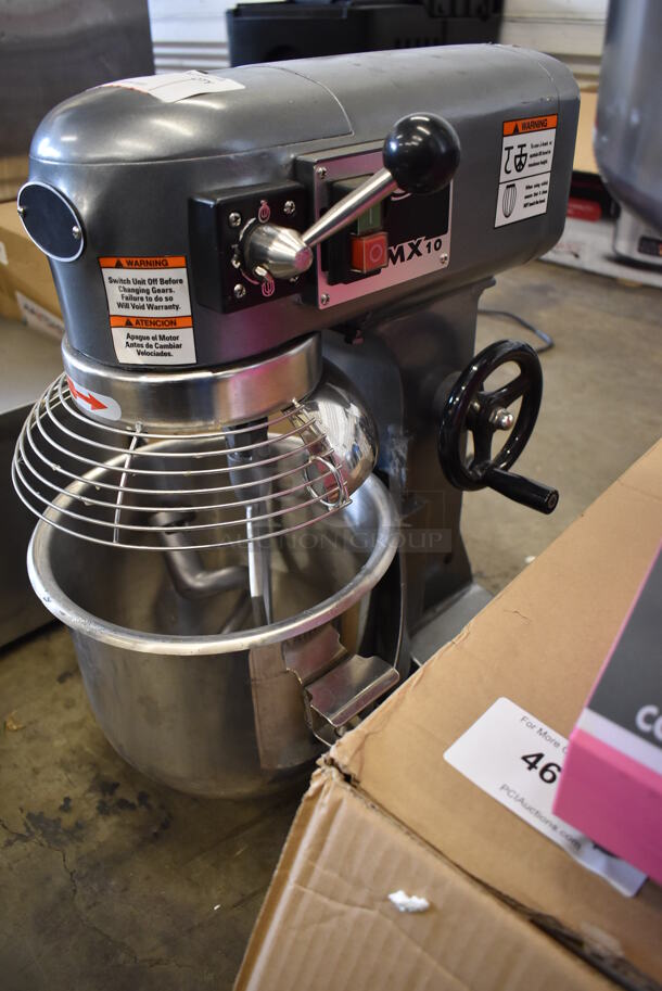 Avantco MX10 Metal Commercial 10 Quart Planetary Dough Mixer w/ Stainless Steel Mixing Bowl, Bowl Guard, Paddle and Dough Hook Attachments. 120 Volts, 1 Phase. 17x19x25. Tested and Working! - Image 5 of 8