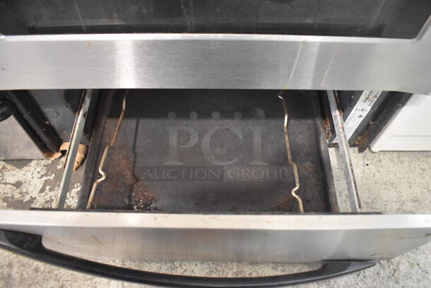 Frigidaire FGF337BCC Chrome Finish Natural Gas Powered 4 Burner Range w/ Oven. 30x26x47 - Image 9 of 9