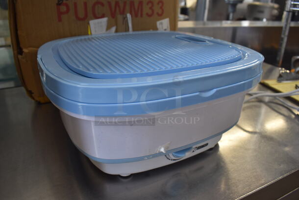 IN ORIGINAL BOX! Pure Clean PUCWM33 Portable Mini Washing Machine. 14x14x7 - Image 3 of 8
