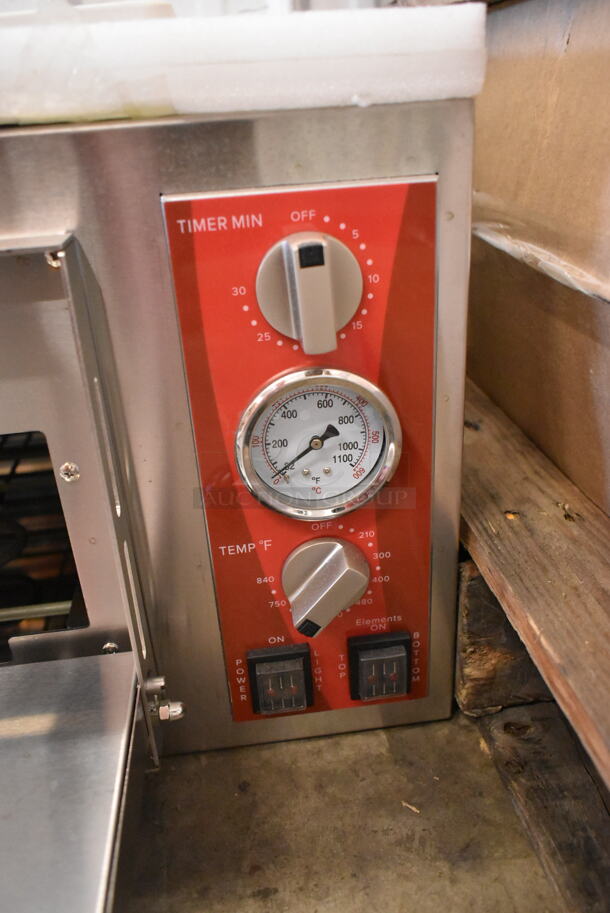 BRAND NEW SCRATCH AND DENT! Avantco 177DPO18S Stainless Steel Commercial Countertop Electric Powered Single Deck Pizza Oven w/ Cooking Stone. 120 Volts, 1 Phase. Tested and Working! - Image 6 of 7