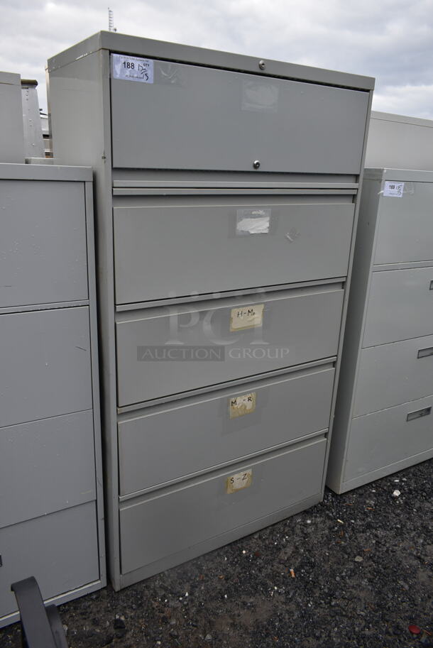 Metal 4 Drawer and 1 Cabinet Filing Cabinet. - Image 1 of 6