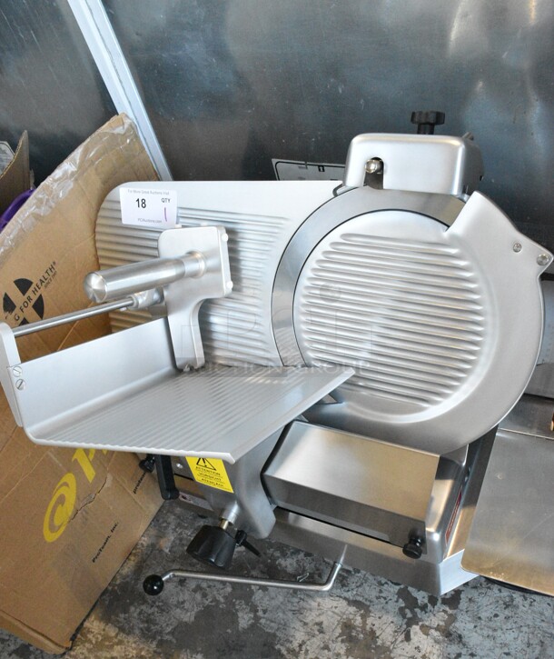 BRAND NEW SCRATCH AND DENT! Estella 348SLA13 Stainless Steel Commercial Countertop 13" Heavy-Duty Automatic Meat Slicer with Manual Use Option. 115 Volts, 1 Phase. Tested and Working! - Image 3 of 12