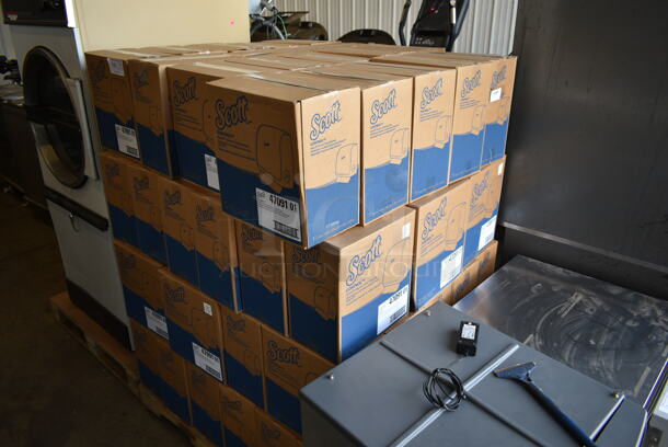 Pallet Lot of of 72 BRAND NEW IN BOX! Scott 47091 Control Poly Wall Mount Hand Towel Dispensers. 72 Times Your Bid! - Image 2 of 7